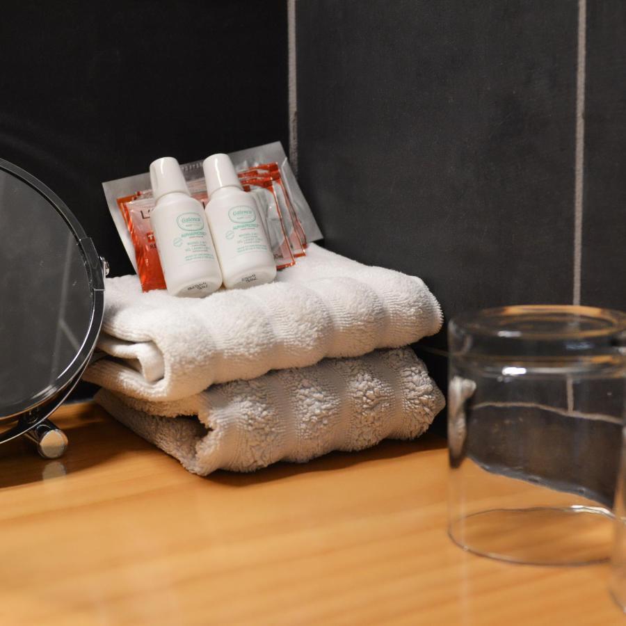 Bed & Breakfast "Aan De Banis" レイッセン エクステリア 写真
